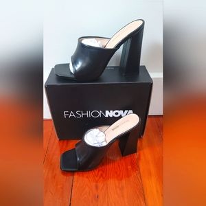 Fashion Nova Black Mules